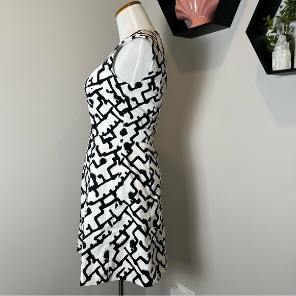 French Connection Dress - Picture 3 of 6